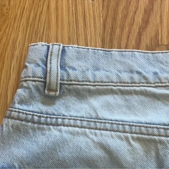 NWT $990 The Row Carel High Rise Boyfriend distressed Jeans Light Wash Size 0/25